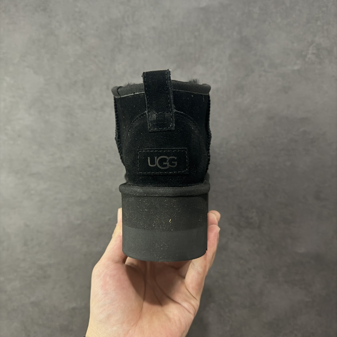 图片[4]-【X1纯原版】全网最齐 ugg 90个配色 市面顶级版本 UGG Mini厚底短筒1135092 底厚5cm 小红书爆款 广州外贸大厂生产 鞋头到鞋垫真羊皮毛一体 独立外盒包装 芯片 带防水工艺 区别市面任何版本 5cm厚底 独立原版开发大底 羊绒鞋垫 冬季保暖外出 家居都是很适合的选择 进年uug推出款式系列 局部偏向年轻消费者喜好 也走到时尚潮流穿搭的前沿 鞋身材质 防泼水涂层翻毛皮鞋面 17毫米UGGPURE™植入式羊毛内底 轻便防滑舒适橡胶外底 带有品牌LOGO商标 带全套包装 尺码： 35 36 37 38 39 40-选品中心