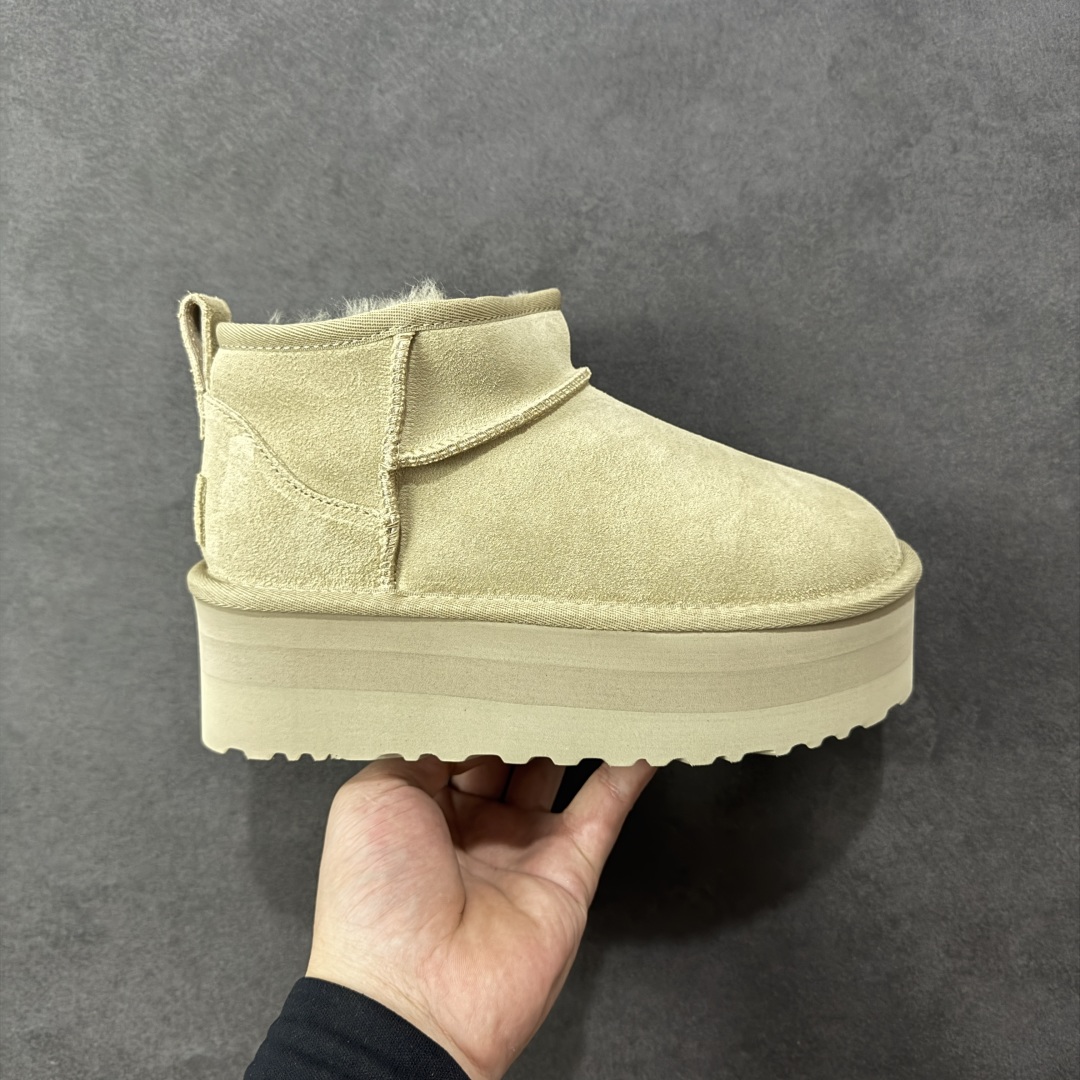 【X1纯原版】全网最齐 ugg 90个配色 市面顶级版本 UGG Mini厚底短筒1135092 底厚5cm 小红书爆款 广州外贸大厂生产 鞋头到鞋垫真羊皮毛一体 独立外盒包装 芯片 带防水工艺 区别市面任何版本 5cm厚底 独立原版开发大底 羊绒鞋垫 冬季保暖外出 家居都是很适合的选择 进年uug推出款式系列 局部偏向年轻消费者喜好 也走到时尚潮流穿搭的前沿 鞋身材质 防泼水涂层翻毛皮鞋面 17毫米UGGPURE™植入式羊毛内底 轻便防滑舒适橡胶外底 带有品牌LOGO商标 带全套包装 尺码: 35 36 37 38 39 40-选品中心