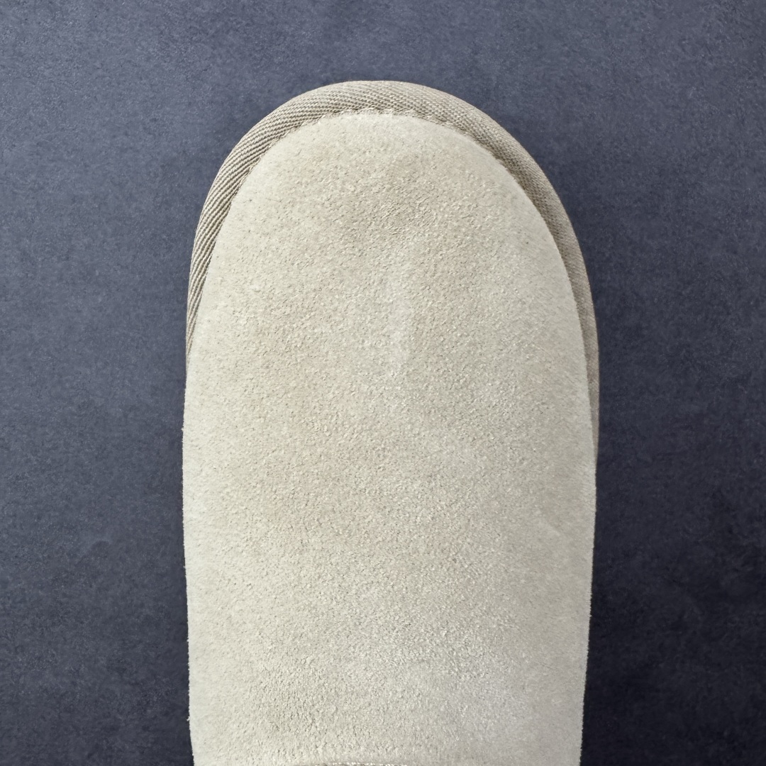 图片[8]-【X1纯原版】全网最齐 ugg 90个配色 市面顶级版本 UGG Mini厚底短筒1135092 底厚5cm 小红书爆款 广州外贸大厂生产 鞋头到鞋垫真羊皮毛一体 独立外盒包装 芯片 带防水工艺 区别市面任何版本 5cm厚底 独立原版开发大底 羊绒鞋垫 冬季保暖外出 家居都是很适合的选择 进年uug推出款式系列 局部偏向年轻消费者喜好 也走到时尚潮流穿搭的前沿 鞋身材质 防泼水涂层翻毛皮鞋面 17毫米UGGPURE™植入式羊毛内底 轻便防滑舒适橡胶外底 带有品牌LOGO商标 带全套包装 尺码： 35 36 37 38 39 40-选品中心