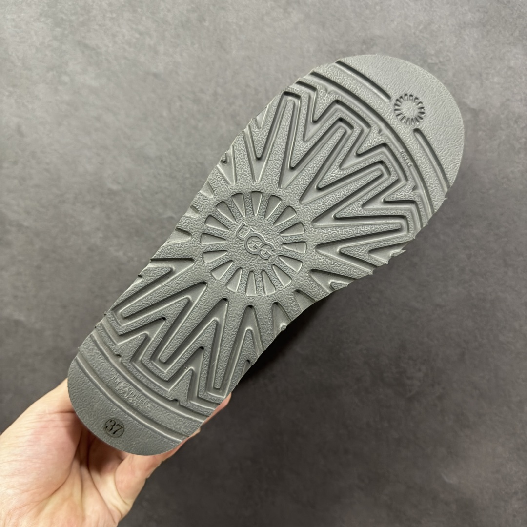 图片[9]-【X1纯原版】全网最齐 ugg 90个配色 市面顶级版本 UGG Mini厚底短筒1135092 底厚5cm 小红书爆款 广州外贸大厂生产 鞋头到鞋垫真羊皮毛一体 独立外盒包装 芯片 带防水工艺 区别市面任何版本 5cm厚底 独立原版开发大底 羊绒鞋垫 冬季保暖外出 家居都是很适合的选择 进年uug推出款式系列 局部偏向年轻消费者喜好 也走到时尚潮流穿搭的前沿 鞋身材质 防泼水涂层翻毛皮鞋面 17毫米UGGPURE™植入式羊毛内底 轻便防滑舒适橡胶外底 带有品牌LOGO商标 带全套包装 尺码： 35 36 37 38 39 40-选品中心