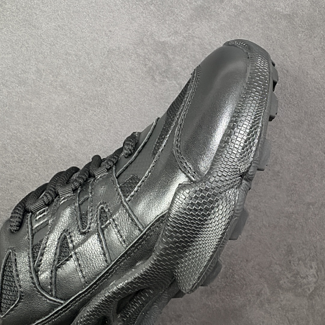 图片[5]-【公司级头层版】ECCO爱步老爹鞋男士夏季经典运动鞋 健步BIOM系列 全新的轻量发泡底材与直接注塑橡胶大底相结合 柔软舒适，轻量回弹，脚感更轻盈 鞋面采用GORE-TEX飞织网面与牛皮相结合 给你贴心透气呵护 自然律动科技 符合人体工学鞋楦 贴近足部天然形态 橡胶大底，抓地力强，具有良好的耐磨性 轻盈自如 适跑畅练 尺码：39-45-选品中心