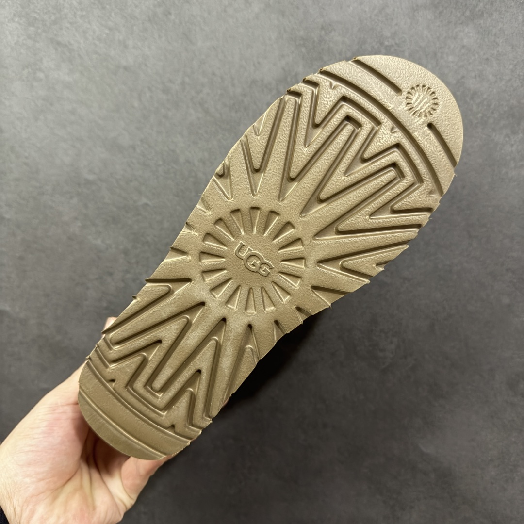 图片[8]-【X1纯原版】全网最齐 ugg 90个配色 市面顶级版本 UGG Mini厚底短筒1135092 底厚5cm 小红书爆款 广州外贸大厂生产 鞋头到鞋垫真羊皮毛一体 独立外盒包装 芯片 带防水工艺 区别市面任何版本 5cm厚底 独立原版开发大底 羊绒鞋垫 冬季保暖外出 家居都是很适合的选择 进年uug推出款式系列 局部偏向年轻消费者喜好 也走到时尚潮流穿搭的前沿 鞋身材质 防泼水涂层翻毛皮鞋面 17毫米UGGPURE™植入式羊毛内底 轻便防滑舒适橡胶外底 带有品牌LOGO商标 带全套包装 尺码： 35 36 37 38 39 40-选品中心