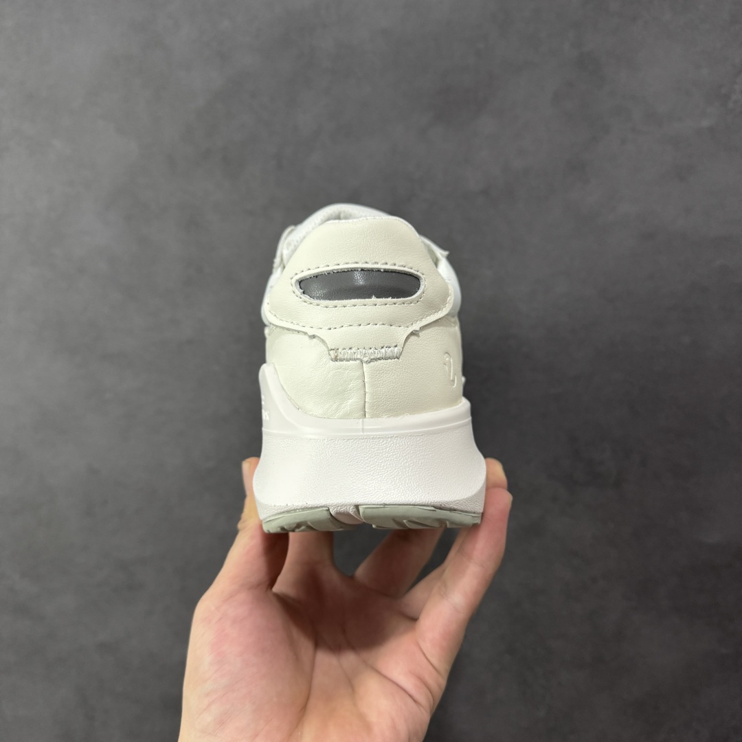 图片[4]-【公司级头层版】ECCO爱步老爹鞋男士夏季经典运动鞋 健步BIOM系列 全新的轻量发泡底材与直接注塑橡胶大底相结合 柔软舒适，轻量回弹，脚感更轻盈 鞋面采用GORE-TEX飞织网面与牛皮相结合 给你贴心透气呵护 自然律动科技 符合人体工学鞋楦 贴近足部天然形态 橡胶大底，抓地力强，具有良好的耐磨性 轻盈自如 适跑畅练 尺码：39-45-选品中心