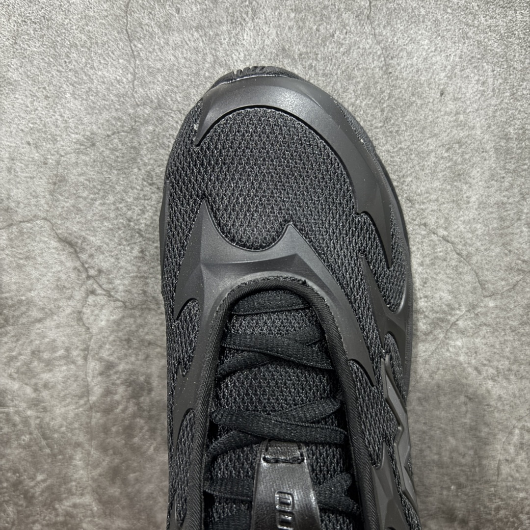 图片[5]-【纯原版】New Balance 新百伦 NB2000 网面休闲鞋 U200078C NB官方重磅新品 一款融合复古设计与现代科技的跑鞋，以其经典的造型和舒适脚感，成为2025年复古潮流爱好的推荐单品。 极具视觉冲击力的5根ABZORB单元，以及无缝鞋面的设计，加上3M反光材质的装饰，比之前推出的9060系列更夸张，更具未来感。 尺码：36-46.5-选品中心