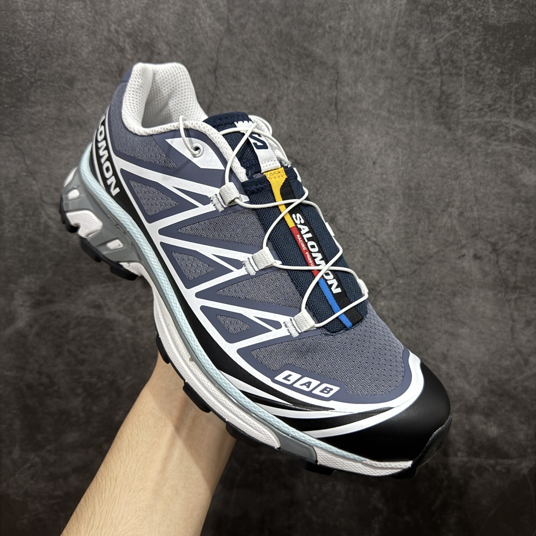 图片[3]-【S版纯原】SALOMON XT-6 GTX 萨洛蒙潮流越野机能户外功能鞋 灰蓝色478640 全新版本出货 好货不怕晚 品质 细节 材料都是肉眼可以见！ 售前售后也是其它工厂无法匹敌！ 纯原外贸平台特供订单 耗时半年巨作 全套原纸板楦头开发 原厂特供网布配套加持 确保原汁原味 完美呈现版型 原档数据独家私模五层组合大底 原装Ortholite轻量化鞋垫 中底布带钢印编号 原厂TPU锁扣 进口港宝加持 后跟自然饱满 还原公司包裹性 鞋面以“锯齿”状的包裹系统呈现 在基色底之下加入了各种色点缀 将公司的最新技术和时尚前卫的造型融入耐用的长跑款式中 鞋面由 TPU 薄膜制成 并焊接在高耐磨网眼上 使其既时尚又坚固 由 ACS底盘支撑 可增强稳定性和支撑力 以及由橡胶凸耳 Contragrip外底覆盖的 EVA 缓冲中底 旨在应对崎岖的地形 鞋舌上的彩色Salomon 标签、Quicklace 系统以及鞋头、鞋舌和鞋跟上的附加品牌使细节更加完美 让穿着者可以轻松驾驭户外与通勤下的任何运动生活场景 无缝鞋身户外随意纵横 颜值与脚感兼备 出街通勤 绝对非常吸睛 你值得拥有 尺码：36 36.5 37.5 38 38.5 39 40 40.5 41 42 42.5 43 44 44.5 45-选品中心