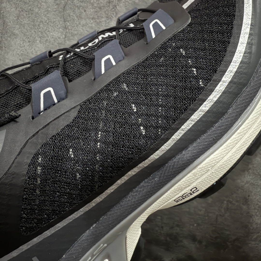 图片[3]-【PK升级版】SALOMON XT-6 FT 萨洛蒙潮流越野机能户外功能鞋 黑银 478640 全新版本出货 好货不怕晚 品质 细节 材料都是肉眼可以见！ 售前售后也是其它工厂无法匹敌！ 纯原外贸平台特供订单 耗时半年巨作 全套原纸板楦头开发 原厂特供网布配套加持 确保原汁原味 完美呈现版型 原档数据独家私模五层组合大底 原装Ortholite轻量化鞋垫 中底布带钢印编号 原厂TPU锁扣 进口港宝加持 后跟自然饱满 还原公司包裹性 鞋面以“锯齿”状的包裹系统呈现 在基色底之下加入了各种色点缀 将公司的最新技术和时尚前卫的造型融入耐用的长跑款式中 鞋面由 TPU 薄膜制成 并焊接在高耐磨网眼上 使其既时尚又坚固 由 ACS底盘支撑 可增强稳定性和支撑力 以及由橡胶凸耳 Contragrip外底覆盖的 EVA 缓冲中底 旨在应对崎岖的地形 鞋舌上的彩色Salomon 标签、Quicklace 系统以及鞋头、鞋舌和鞋跟上的附加品牌使细节更加完美 让穿着者可以轻松驾驭户外与通勤下的任何运动生活场景 无缝鞋身户外随意纵横 颜值与脚感兼备 出街通勤 绝对非常吸睛 你值得拥有 尺码：36 36.5 37.5 38 38.5 39 40 40.5 41 42 42.5 43 44 44.5 45-选品中心