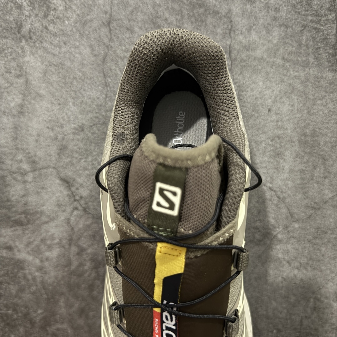 图片[8]-【PZ防水版】 Salomon XT-6 Gore-Tex防水款 萨洛蒙复古潮流户外机能登山跑鞋 浅棕色 417412 真正防水版本 区别假材料 纯原外贸平台特供订单 耗时半年巨作 全套原纸板楦头开发 原厂特供网布配套加持 确保原汁原味 完美呈现版型 原档数据独家私模五层组合大底 原装Ortholite轻量化鞋垫 中底布带钢印编号 原厂TPU锁扣 进口港宝加持 后跟自然饱满 还原公司包裹性 鞋面以“锯齿”状的包裹系统呈现 在基色底之下加入了各种色点缀 将公司的最新技术和时尚前卫的造型融入耐用的长跑款式中 鞋面由 TPU 薄膜制成 并焊接在高耐磨网眼上 使其既时尚又坚固 由 ACS底盘支撑 可增强稳定性和支撑力 以及由橡胶凸耳 Contragrip外底覆盖的 EVA 缓冲中底 旨在应对崎岖的地形 鞋舌上的彩色Salomon 标签、Quicklace 系统以及鞋头、鞋舌和鞋跟上的附加品牌使细节更加完美 让穿着者可以轻松驾驭户外与通勤下的任何运动生活场景 无缝鞋身户外随意纵横 颜值与脚感兼备 出街通勤 绝对非常吸睛 你值得拥有 尺码：36 36.5 37.5 38 38.5 39 40 40.5 41 42 42.5 43 44 44.5 45-选品中心