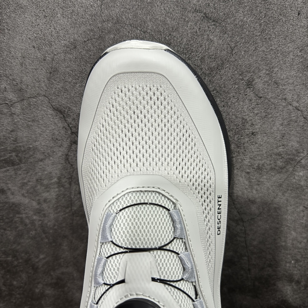 图片[5]-【公司级】DESCENTE BOA迪桑特轻盈缓震透气鞋面时尚休闲运动越野跑鞋 官方同步上架适合技术路线单日徒步穿着 aeriosflgtx鞋受到长途野外跑步鞋的启发 适合在变化的地形上进行快速轻快的徒步旅行穿着，舒适而有支撑性，使您充满信心。该设计与脚部融为一体，可最大限度地减少摩擦 尺码： 36-45 带半码-选品中心