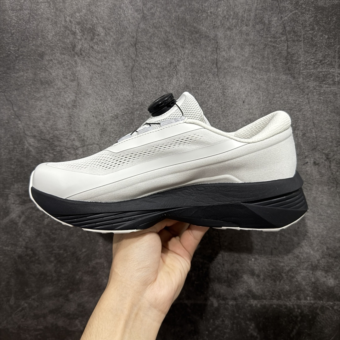 图片[2]-【公司级】DESCENTE BOA迪桑特轻盈缓震透气鞋面时尚休闲运动越野跑鞋 官方同步上架适合技术路线单日徒步穿着 aeriosflgtx鞋受到长途野外跑步鞋的启发 适合在变化的地形上进行快速轻快的徒步旅行穿着，舒适而有支撑性，使您充满信心。该设计与脚部融为一体，可最大限度地减少摩擦 尺码： 36-45 带半码-选品中心