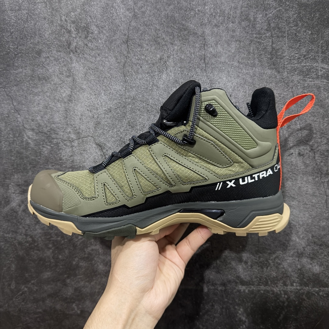 图片[2]-【莞产版本】SALOMON萨洛蒙 X Ultra 4 MID GTX 舒适 耐磨防水包裹性支撑抗冲击 中帮 户外功能鞋 男款 Salomon萨洛蒙 X ULTRA 4 MID GTX 从整体的鞋身设计不难看出从大哥4D的影子，无论是分段的鞋头包裹还是鞋侧的锯尺化设计，都沿袭了这一经典的设计理念。极致的性能与穿着的舒适性这盏天平它找到了绝妙的平衡。Advanced Chassis®这款大底的耐用性和抓地力相当不错，这双鞋上能漫步山野 下能融入城市之间。 尺码：40-46-选品中心