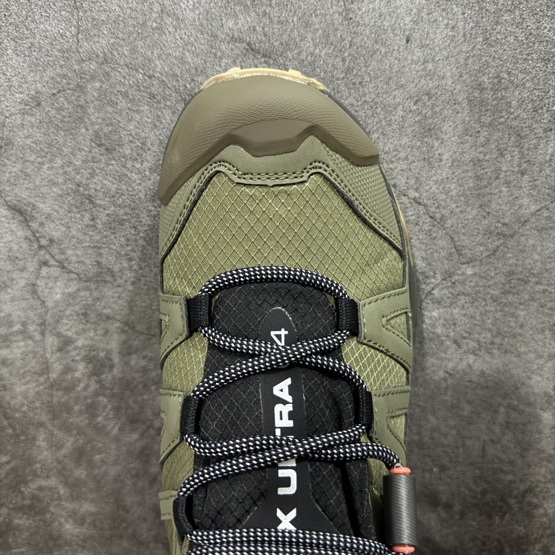 图片[5]-【莞产版本】SALOMON萨洛蒙 X Ultra 4 MID GTX 舒适 耐磨防水包裹性支撑抗冲击 中帮 户外功能鞋 男款 Salomon萨洛蒙 X ULTRA 4 MID GTX 从整体的鞋身设计不难看出从大哥4D的影子，无论是分段的鞋头包裹还是鞋侧的锯尺化设计，都沿袭了这一经典的设计理念。极致的性能与穿着的舒适性这盏天平它找到了绝妙的平衡。Advanced Chassis®这款大底的耐用性和抓地力相当不错，这双鞋上能漫步山野 下能融入城市之间。 尺码：40-46-选品中心