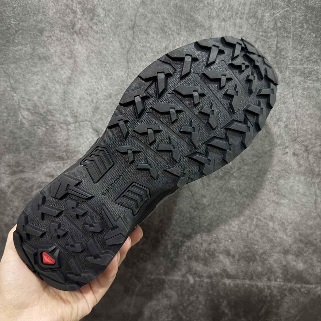 图片[9]-【莞产版本】SALOMON萨洛蒙 X Ultra 4 MID GTX 舒适 耐磨防水包裹性支撑抗冲击 中帮 户外功能鞋 男款 Salomon萨洛蒙 X ULTRA 4 MID GTX 从整体的鞋身设计不难看出从大哥4D的影子，无论是分段的鞋头包裹还是鞋侧的锯尺化设计，都沿袭了这一经典的设计理念。极致的性能与穿着的舒适性这盏天平它找到了绝妙的平衡。Advanced Chassis®这款大底的耐用性和抓地力相当不错，这双鞋上能漫步山野 下能融入城市之间。 尺码：40-46-选品中心
