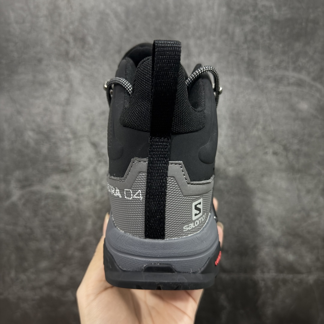 图片[4]-【莞产版本】SALOMON萨洛蒙 X Ultra 4 MID GTX 舒适 耐磨防水包裹性支撑抗冲击 中帮 户外功能鞋 男款 Salomon萨洛蒙 X ULTRA 4 MID GTX 从整体的鞋身设计不难看出从大哥4D的影子，无论是分段的鞋头包裹还是鞋侧的锯尺化设计，都沿袭了这一经典的设计理念。极致的性能与穿着的舒适性这盏天平它找到了绝妙的平衡。Advanced Chassis®这款大底的耐用性和抓地力相当不错，这双鞋上能漫步山野 下能融入城市之间。 尺码：40-46-选品中心