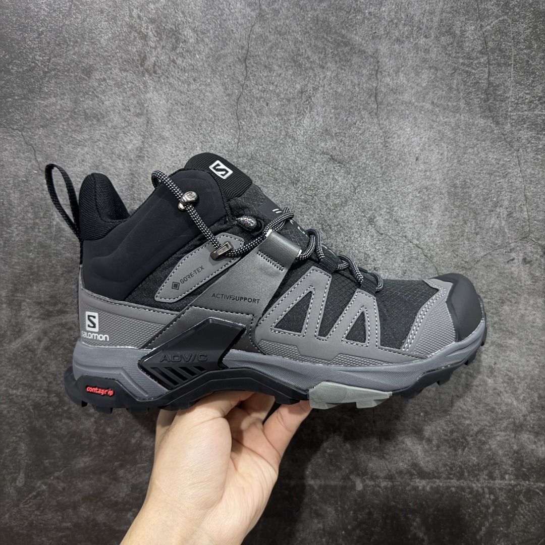 【莞产版本】SALOMON萨洛蒙 X Ultra 4 MID GTX 舒适 耐磨防水包裹性支撑抗冲击 中帮 户外功能鞋 男款 Salomon萨洛蒙 X ULTRA 4 MID GTX 从整体的鞋身设计不难看出从大哥4D的影子，无论是分段的鞋头包裹还是鞋侧的锯尺化设计，都沿袭了这一经典的设计理念。极致的性能与穿着的舒适性这盏天平它找到了绝妙的平衡。Advanced Chassis®这款大底的耐用性和抓地力相当不错，这双鞋上能漫步山野 下能融入城市之间。 尺码：40-46-选品中心