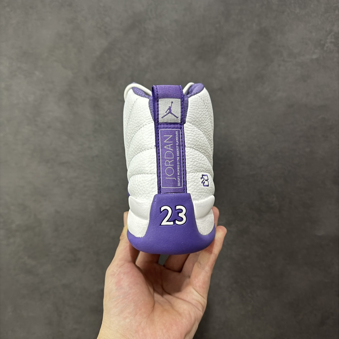 图片[4]-【头层真碳版】Air Jordan AJ12 Retro 篮球鞋 正确版型 头层皮料 真碳板 原厂定制金属扣 原厂电绣 超高性价比 货号：CT8013-150 尺码：40 40.5 41 42 42.5 43 44 44.5 45 45.5 46 47.5 48 编码：GLB320330-选品中心