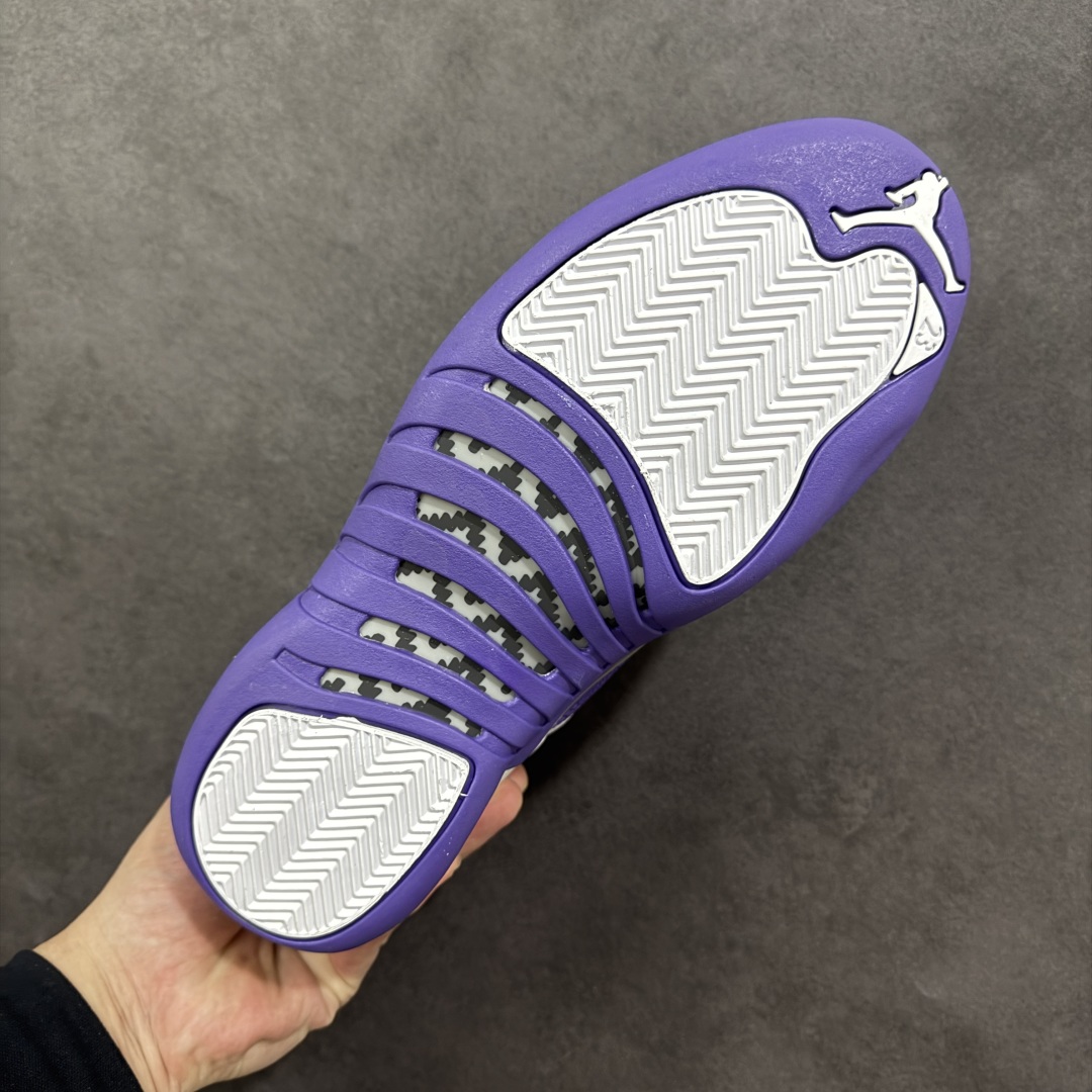 图片[9]-【头层真碳版】Air Jordan AJ12 Retro 篮球鞋 正确版型 头层皮料 真碳板 原厂定制金属扣 原厂电绣 超高性价比 货号：CT8013-150 尺码：40 40.5 41 42 42.5 43 44 44.5 45 45.5 46 47.5 48 编码：GLB320330-选品中心