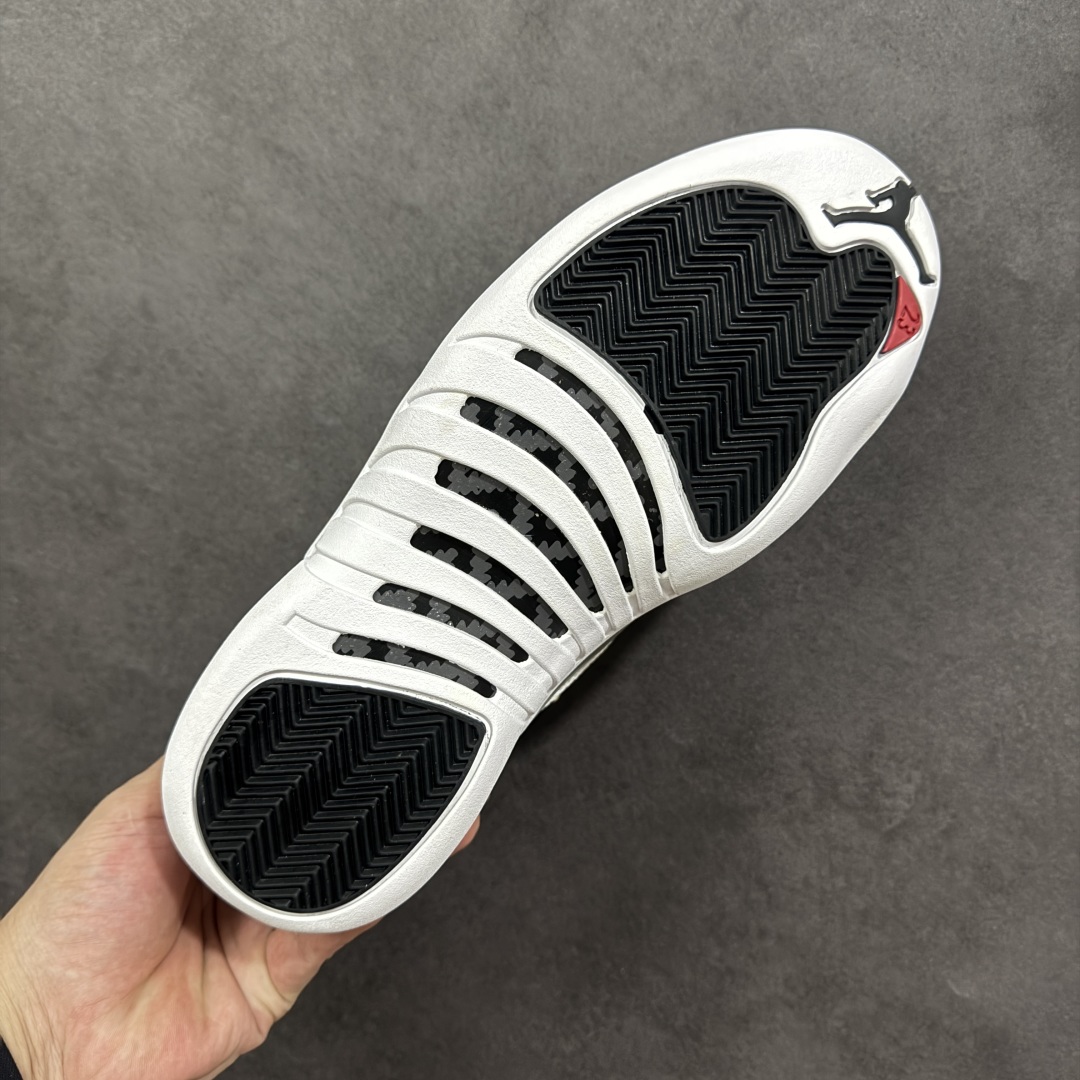 图片[9]-【头层真碳版】Air Jordan AJ12 Retro 篮球鞋 正确版型 头层皮料 真碳板 原厂定制金属扣 原厂电绣 超高性价比 货号：CT8013-006 尺码：40 40.5 41 42 42.5 43 44 44.5 45 45.5 46 47.5 48 编码：GLB320330-选品中心