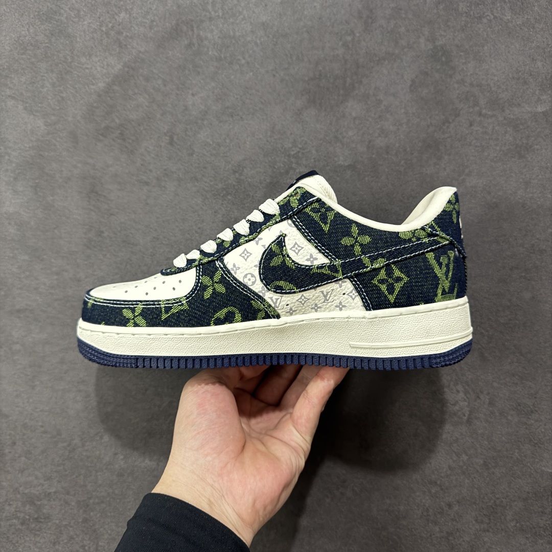 图片[2]-【定制版】Louis Vuitton x Supreme x Nk Air Force 1’07 定制配色 三方联名 空军一号低帮经典低帮休闲百搭板鞋 定制鞋盒 大厂流水作业生产 超高清洁度 皮料切割干净无任何毛边 内置蜂窝气垫 细节完美 货号：YF9511-819  尺码：36 36.5 37.5 38 38.5 39 40 40.5 41 42 42.5 43 44 44.5 45 编码：HXSB310320-选品中心