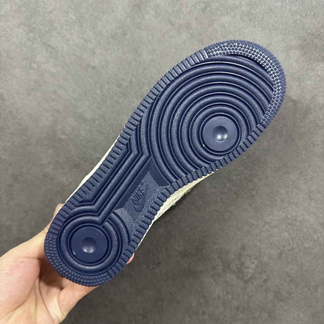 图片[9]-【定制版】Louis Vuitton x Supreme x Nk Air Force 1’07 定制配色 三方联名 空军一号低帮经典低帮休闲百搭板鞋 定制鞋盒 大厂流水作业生产 超高清洁度 皮料切割干净无任何毛边 内置蜂窝气垫 细节完美 货号：YF9511-819  尺码：36 36.5 37.5 38 38.5 39 40 40.5 41 42 42.5 43 44 44.5 45 编码：HXSB310320-选品中心