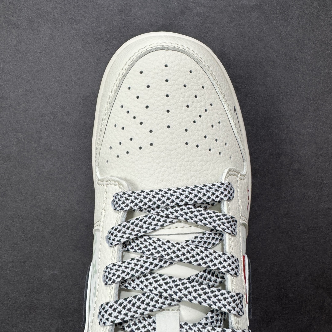 图片[8]-【定制版】NK SB Dunk Low LV联名 米灰红布标 高端定制 低帮休闲板鞋 #定制鞋盒 大厂纯原品质出货 超高清洁度 皮料切割干净无任何毛边 细节完美 货号：HT5088-606 尺码：36 36.5 37.5 38 38.5 39 40 40.5 41 42 42.5 43 44 44.5 45 编码：HXSB330340-选品中心