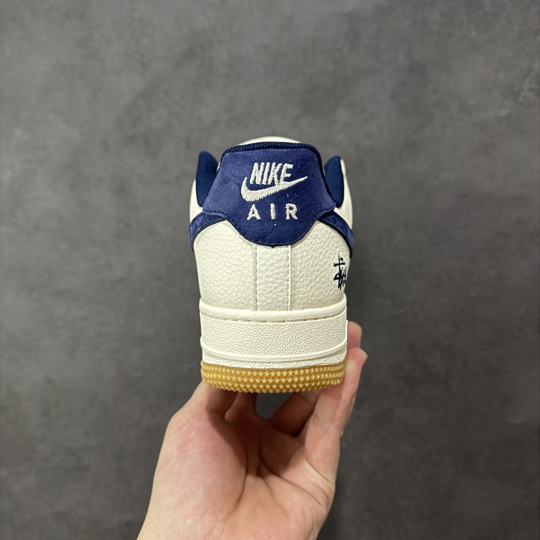 图片[4]-【定制版】Stussy x Nk Air Force 1’07 定制配色 斯图西联名 空军一号低帮经典低帮休闲百搭板鞋 定制鞋盒 大厂流水作业生产 超高清洁度 皮料切割干净无任何毛边 内置蜂窝气垫 细节完美 货号：JS8028-016  尺码：36 36.5 37.5 38 38.5 39 40 40.5 41 42 42.5 43 44 44.5 45 编码：HXSB310320-选品中心