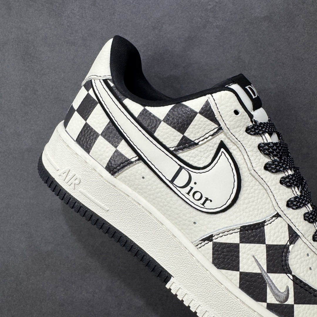 图片[6]-【定制版】Dior x Nk Air Force 1’07 定制配色 迪奥联名 空军一号低帮经典低帮休闲百搭板鞋 定制鞋盒 大厂流水作业生产 超高清洁度 皮料切割干净无任何毛边 内置蜂窝气垫 细节完美 货号：KJ1688-022  尺码：36 36.5 37.5 38 38.5 39 40 40.5 41 42 42.5 43 44 44.5 45 编码：HXSB310320-选品中心