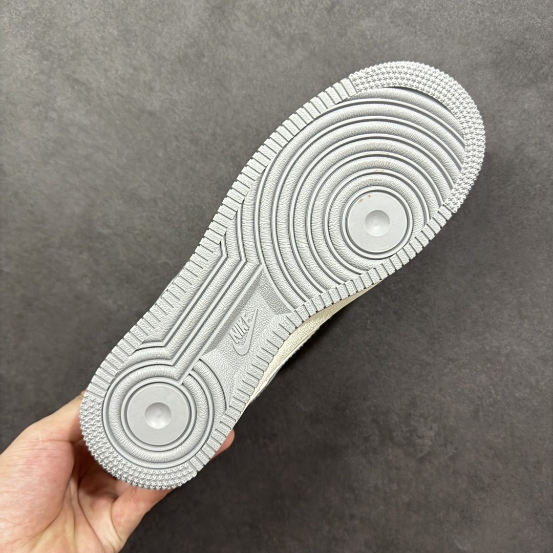 图片[9]-【定制版】Nike Air Force 1\’07 Low 斯图西 米灰小三勾 空军一号低帮休闲板鞋  #原楦头原纸板 原装鞋盒 定制五金配件 内置全掌气垫 原厂鞋底 货号：CS5288-040  尺码：36 36.5 37.5 38 38.5 39 40 40.5 41 42 42.5 43 44 44.5 45-选品中心