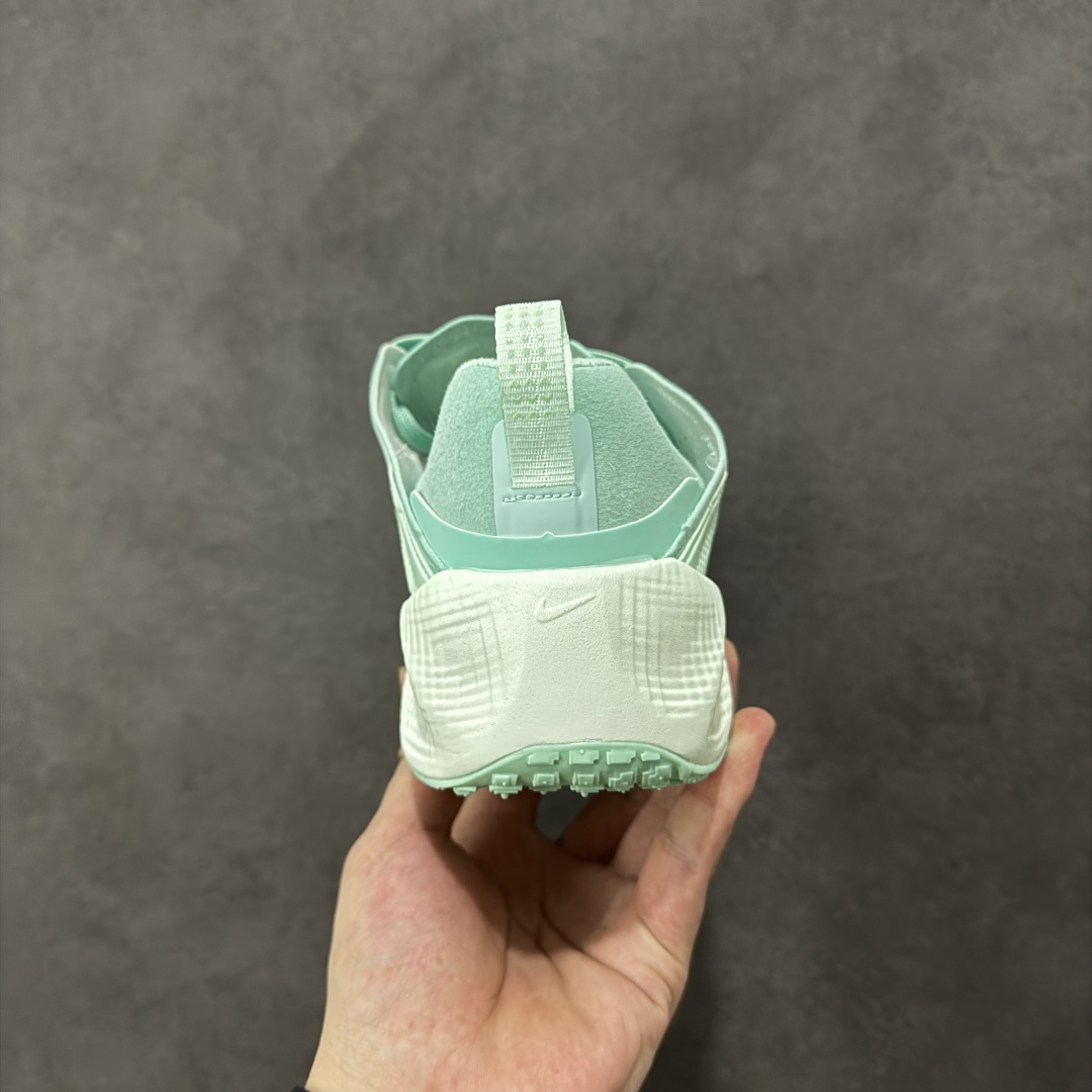 图片[4]-【公司级】HYEIN SEO x Nike Ava Rover Ava Rover 联名鞋 该鞋款采用流线型轮廓设计，鞋面结合 TPU 网格支撑结构，中底搭载 ReactX 泡棉材质，外底为 华夫底纹，整体呈现机能风风格。 设计风格：以流线型轮廓和轻薄物料鞋面为主，TPU 网格状支撑结构增强支撑性。 中底技术：采用 ReactX 泡棉材质，提供缓震性能。 外底设计：华夫底纹外底兼顾灵活度和抓地力。 货号：DX4215-004 尺码：36～45 编码：LNHA240250-选品中心