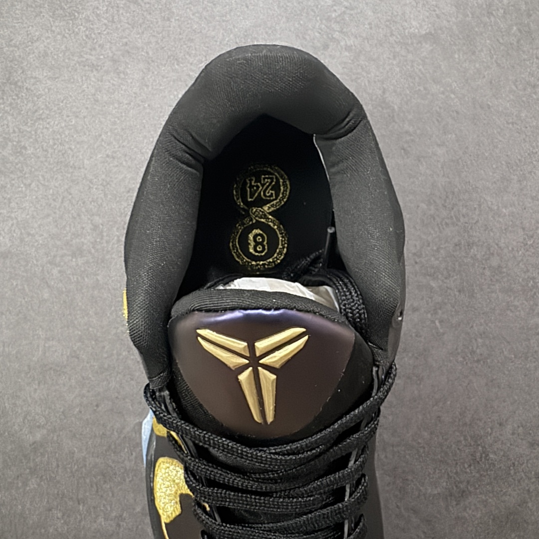 图片[7]-【公司级】耐克 Nike Zoom Kobe V Protro 科比5代男士篮球鞋 2025年新款 蛇年限定 。 鞋面采用轻质的合成皮革和织物系统组合而成 大幅度降低了球鞋的重量 却依然保持了较强的支撑性 中底前掌采用了当年最新的 Lunarlite科技 重量更轻的同时脚感更加柔软 后掌依然是 Zoom Air为缓震保驾护航 此外 首次采用的低帮设计为脚踝提供更大的灵活性。 货号：IB4481-500 尺码：36-46含半码-选品中心