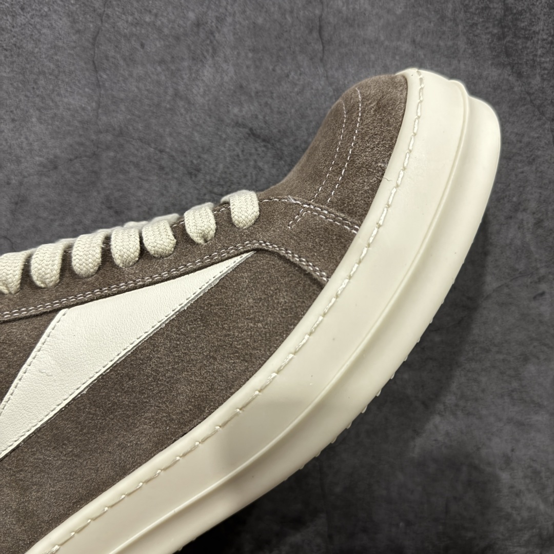 图片[6]-【XC2.0升级版】Rick Owens Vintage Low-Top Sneakers RO低帮系列暗黑高街经典增高休闲运动厚底板鞋 原厂皮批次上线 无需任何文案吹嘘！货硬就是王道！ 独家购入2025最新原鞋开发！重新调整最新批次细节！ 升级采用原厂粒面小牛皮打造！同步官方配备同规格材料布袋！标配原盒 加固硬盒外套 高标准出货！ PS：退换布袋丢失扣20 请知悉！ 尺码：38-45-选品中心