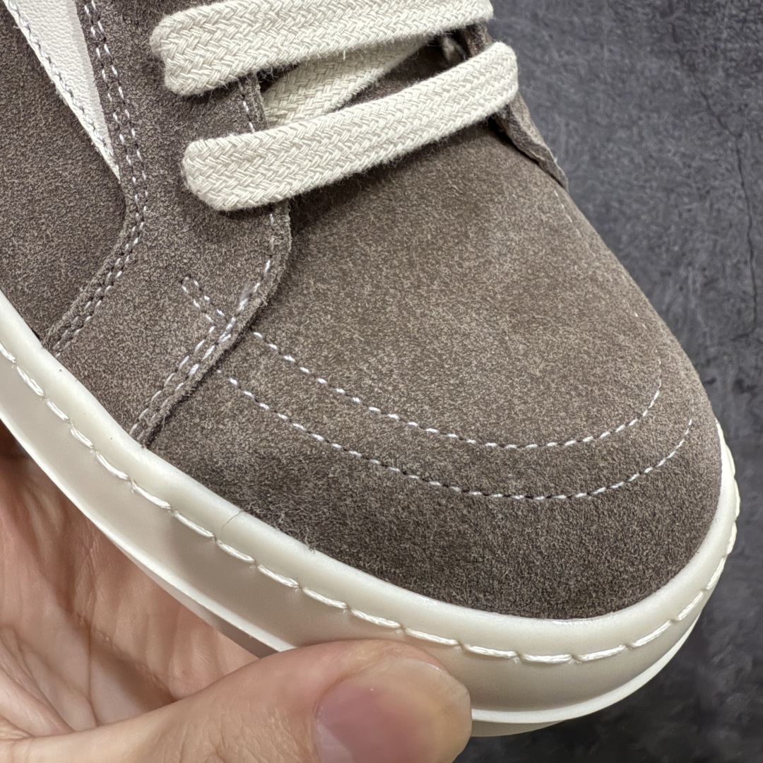 图片[5]-【XC2.0升级版】Rick Owens Vintage Low-Top Sneakers RO低帮系列暗黑高街经典增高休闲运动厚底板鞋 原厂皮批次上线 无需任何文案吹嘘！货硬就是王道！ 独家购入2025最新原鞋开发！重新调整最新批次细节！ 升级采用原厂粒面小牛皮打造！同步官方配备同规格材料布袋！标配原盒 加固硬盒外套 高标准出货！ PS：退换布袋丢失扣20 请知悉！ 尺码：38-45-选品中心