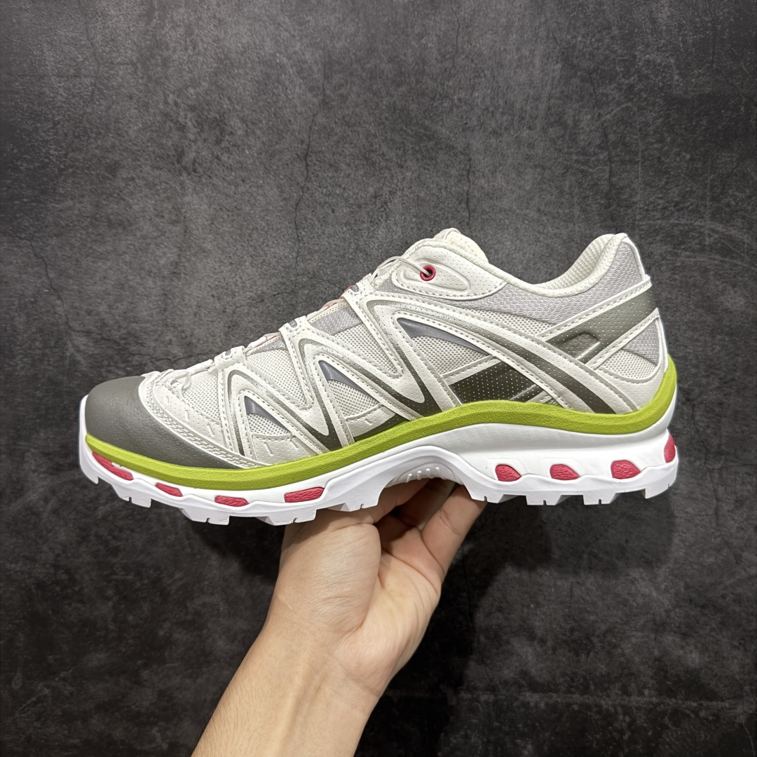 图片[2]-【666版本】Salomon XT-QUEST ADV 萨洛蒙情侣款户外机能鞋 白绿色 478851 全新品质 巅峰之作 所有配色均购物原版拆解1：1开发 原材料打造 非市场公版便宜货 私模大底 清洁度比市场所有版本都高 全套原纸板楦头开发 原厂网布配套 确保原汁原味 完美呈现版型 原档数据独家私模五层组合大底 原装Ortholite轻量化鞋垫 中底布带钢印编号 原厂TPU锁扣 进口港宝加持 后跟自然饱满 还原公司包裹性 鞋面采用SENSIFT贴合技术 全方位贴合包裹脚型 鞋跟部鞋底牵引设计 提供强大的抓地性能 更适应野外崎岖不平的道路 其4D ADVANCED CHASSIS底盘 材料轻量大化 钉齿设计更具稳定性 防护性 鞋底易磨损区运用CONTAGRIP高耐磨材料 应对城市硬质路面长距离跑考验 尺码：36 36.5 37.5 38 38.5 39 40 40.5 41 42 42.5 43 44 45 46-选品中心