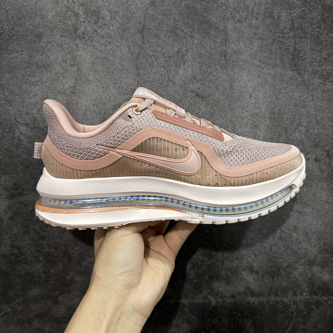 【S版纯原】Nike Pegasus Premium Airscape 舒适百搭减震防滑耐磨透气 低帮跑步鞋 肉粉色    低帮跑步鞋,简约又不失活力,上脚超吸睛。  它不仅颜值高,性能更是一绝!  全掌气垫科技,减震防滑超耐磨,每一步都能感受到强劲回弹,给双脚舒适支撑。  透气鞋面,跑步时双脚也能自由呼吸。    #独家原包 原底原料 开模打造  #原厂鞋标 高精密准度  #原楦原纸板开发 匹配原版98%以上  #后跟弧度 正确呈现  #原厂皮料 质感无敌  #皮料切割干净 无任何毛边 清洁度细节完美    货号:HQ2593-603    尺码:35.5-46-选品中心