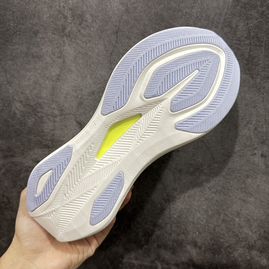 图片[9]-【公司级】Asics SONICBLAST 亚瑟士运动休闲透气专业跑鞋 此种置于中底内部的自适应发泡材料 可在每一次冲击后帮助足弓重新定位 强化迈步时的支撑性中底处的另一项升级为FFBLASTTM PLUSECO缓冲科技 此种材料含有约24%的生物基成分 可在每一步中创造绵柔的触地脚感PureGELM科技位干鞋跟底部 柔软度比标准GELM科技高65% 为长跑训练者带来令人惊奇的运动顺畅感 尺码： 36-45-选品中心