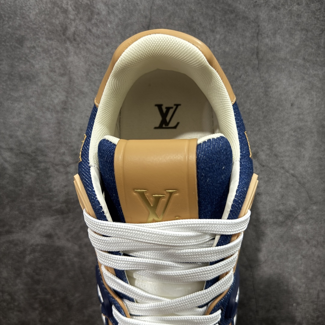 图片[8]-【广东纯原版本】Louis Vuitton Trainer lv时装走秀运动鞋 完美鞋型超高的清洁度 零毛边线头瑕疵 全套原楦原纸版原鞋开模 全网最具灵魂的版型 正确原装黄色鞋盒 正确中底印花 鞋面印花3D高频深度立体 全鞋电脑针车 紧密相连 针距密度一致 环保乳胶注塑鞋垫 厚度脚感还原原版 皮面裁剪部位 统一油边封口工艺 原装橡胶大底含胶量大底组合零偏差 专柜全套包装 防尘袋 说明书 质保卡 男女鞋 尺码：38 39 40 41 42 43 44 45-选品中心