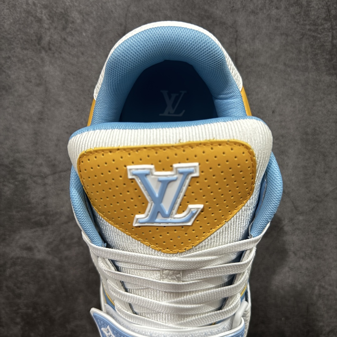 图片[8]-【广东纯原版本】Louis Vuitton Trainer lv时装走秀运动鞋 完美鞋型超高的清洁度 零毛边线头瑕疵 全套原楦原纸版原鞋开模 全网最具灵魂的版型 正确原装黄色鞋盒 正确中底印花 鞋面印花3D高频深度立体 全鞋电脑针车 紧密相连 针距密度一致 环保乳胶注塑鞋垫 厚度脚感还原原版 皮面裁剪部位 统一油边封口工艺 原装橡胶大底含胶量大底组合零偏差 专柜全套包装 防尘袋 说明书 质保卡 男女鞋 尺码：38 39 40 41 42 43 44 45-选品中心