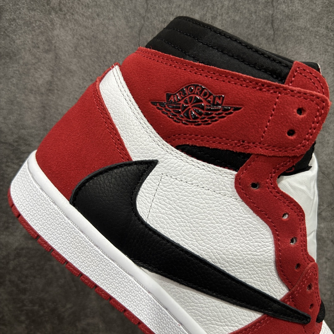 图片[7]-【Ljr特供】Travis Scott x Air Jordan AJ1 High OG SP TS联名红白倒钩高帮 DH3277-601 全新改良批次 圈内最强倒钩系列 高端零售裸鞋圈特供批次 SZ原厂全套原楦原纸板冲刀磨具开发 原厂皮料加持 原厂港宝加持定型后跟R度完美 同源原厂电绣 飞翼针数密度立体效果一致 百分百一致原鞋 原厂拉帮工艺 针距密度一致 后跟弧度收口自然不对折 极致一眼正品既视感 进口玻璃冲刀皮料裁剪零毛边 全鞋电脑针车工艺 品控清洁度最高QC检验标准 免检产品 原厂订购鞋盒、鞋标、防尘纸、鞋撑、鞋带 追求极致的原厂味道 尺码：40.5 41 42 42.5 43 44 44.5 45 46 47.5 48.5-选品中心