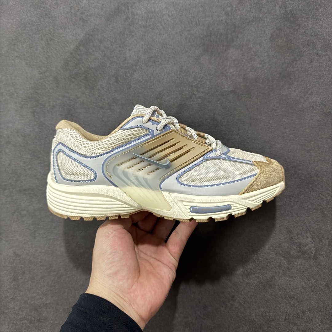 【公司级】Nike Air Pegasus Wave 耐克 超级飞马涡轮增压马拉松休闲运动慢跑鞋 专为跑者打造的熟悉弹力脚感再度回归 适中支撑力飘逸造型 鞋面采用皮革硅胶和网眼布材质打造 搭配上侧面的线条设计 十分吸睛 中底搭载了Air气垫 保证舒适的脚感反馈 货号:IB2994-104 尺码:36-45 编码:GLB260270-选品中心