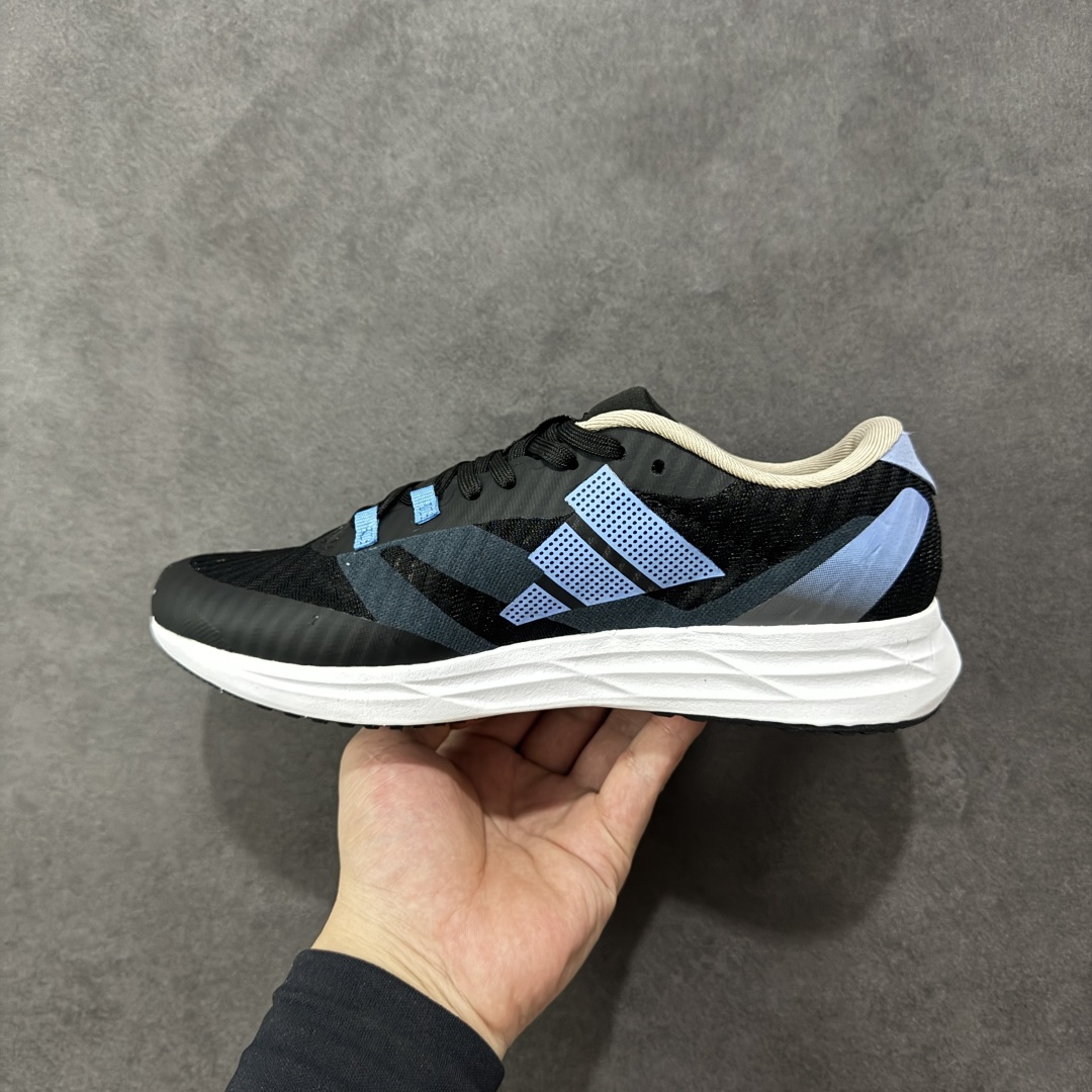 图片[2]-【公司级】Adidas Adizero Rc 5 减震透气休闲训练跑步鞋 沿袭 ADIZERO 系列传统 专为训练备赛设计的专业跑鞋 TORSION SYSTEM 技术 支撑快跑带来的落地冲击力 网材鞋面透气 透湿 排汗 橡胶外底 防滑耐磨 货号： HQ3677 尺码： 36 36.5 37.5 38 38.5 39 40 40.5 41 42 42.5 43 44 45-选品中心