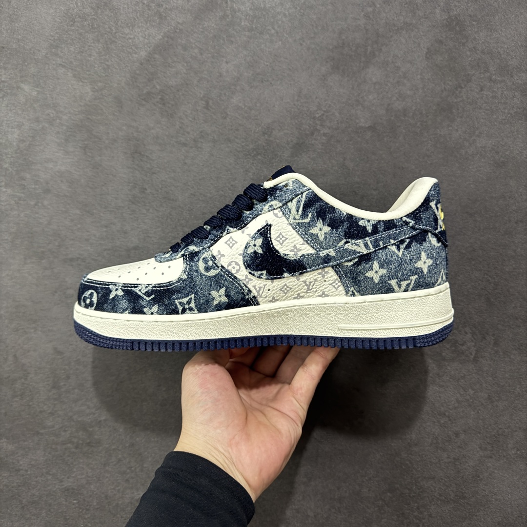 图片[2]-【定制版】Nike Air Force 1\’07 Low LV联名 白墨蓝 空军一号低帮休闲板鞋  #定制皮料 定制鞋盒 原楦原纸板 纯正空军版型 内置全掌气垫 货号：YF9511-820  尺码：36 36.5 37.5 38 38.5 39 40 40.5 41 42 42.5 43 44 44.5 45-选品中心