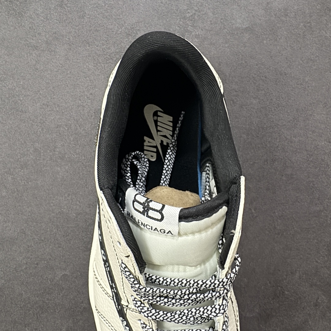 图片[7]-【定制版】Balenciaga x Travis Scott x Air Jordan 1 Low 巴黎世家 x AJ1 低帮 米白黑倒钩 AJ1 乔丹1代 aj1 乔1 低邦 米白黑倒勾联名 乔丹篮球鞋系列 鞋身整体以米白色皮革打造，搭配米白色皮革框架覆盖层呈现，标志性的反钩Swoosh Logo采用黑色呈现，内侧也辅以黑色Swoosh Logo点缀，鞋舌等多处TS标志性元素均得以保留；鞋舌绣标上以巴黎世家品牌Logo及Balenciaga字样呈现，鞋头处迷你Swoosh Logo以黑色刺绣妆点，后跟鬼脸Logo标志及Wings Logo采用黑色缝线打造，后跟侧下方印有Balenciaga字样，彰显联名身份；最后以米白色中底搭配黑色橡胶外底完善整体设计收尾。 货号：DS2025-002 尺码：36 36.5 37.5 38 38.5 39 40 40.5 41 42 42.5 43 44 44.5 45 编码：HXSB330340-选品中心