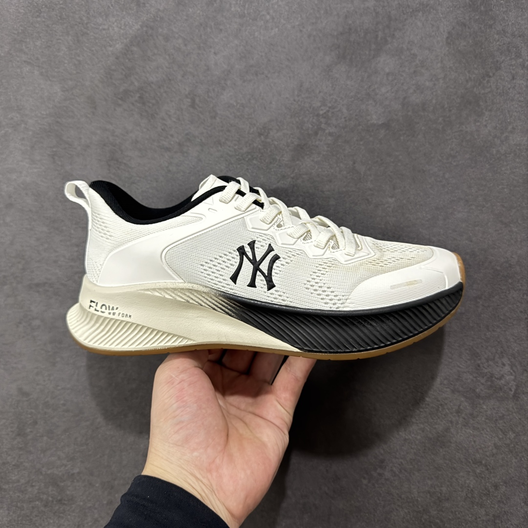 福利特价【纯原特价】MLB ATHFLOW 透气网面系列 2025春季新款 时尚轻便透气运动鞋 安全防撞包裹鞋头 符合人体结构 精心设计 行走柔软触感 后跟加厚 呵护脚后跟 轻松穿脱不磨脚 柔软减震 减少足部负担 大底纹路有效提升防滑性能 货号: 3ASHATF3N 尺码:35-45-选品中心