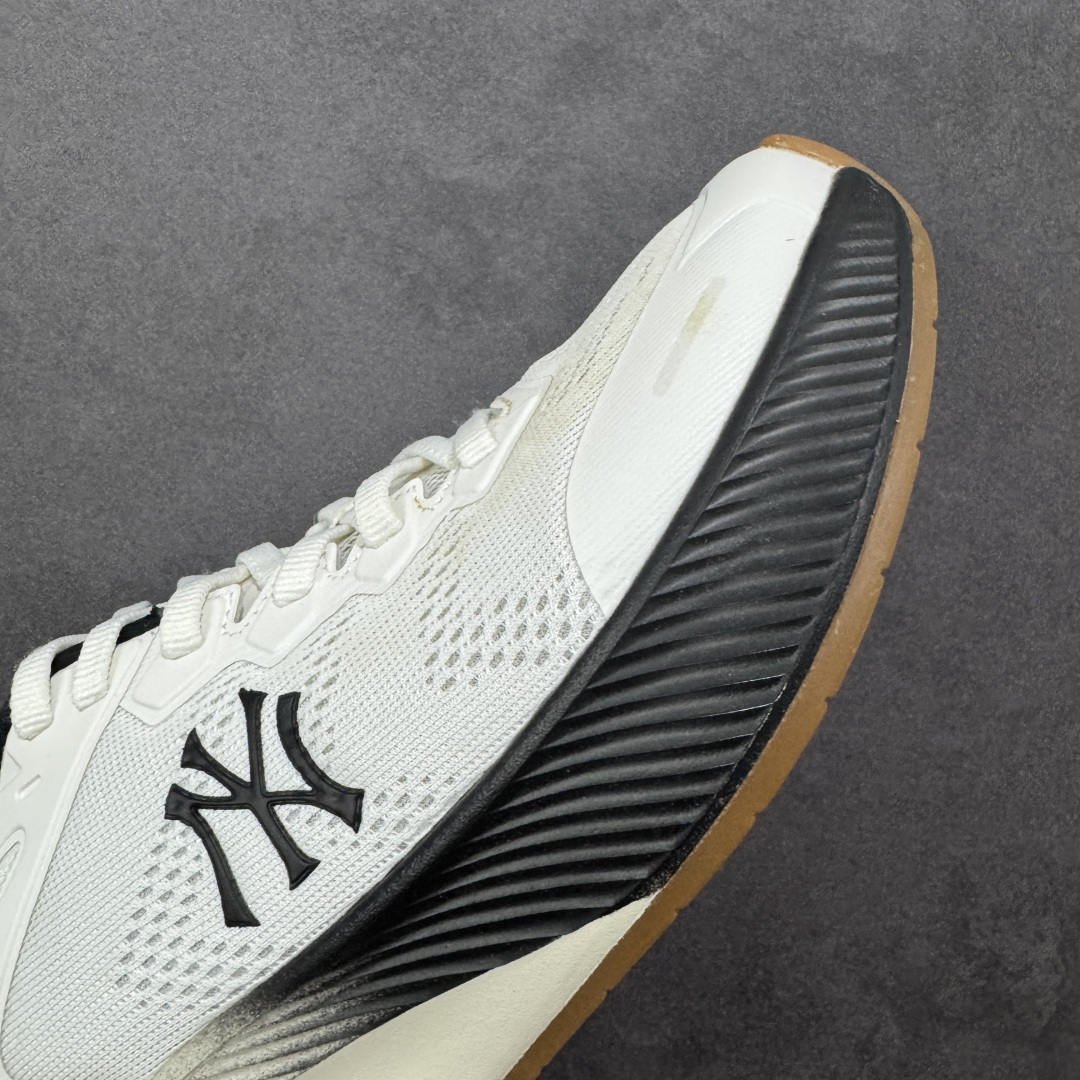 图片[5]-福利特价【纯原特价】MLB ATHFLOW 透气网面系列 2025春季新款 时尚轻便透气运动鞋 安全防撞包裹鞋头 符合人体结构 精心设计 行走柔软触感 后跟加厚 呵护脚后跟 轻松穿脱不磨脚 柔软减震 减少足部负担 大底纹路有效提升防滑性能 货号： 3ASHATF3N 尺码：35-45-选品中心