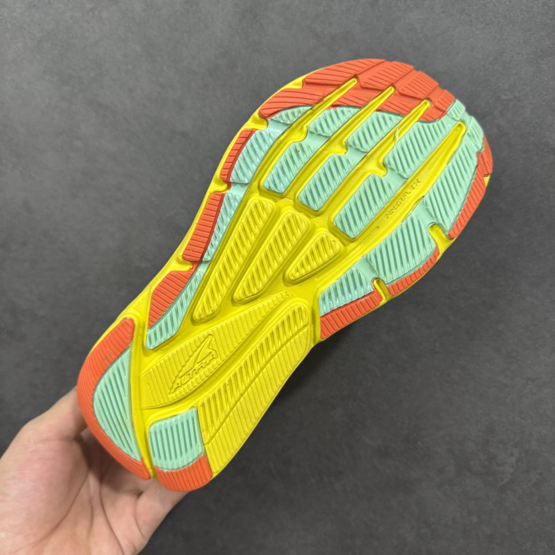 图片[9]-【公司级】Altra奥创 WVIA OLYMPUS缓震回弹轻量跑鞋男女减震透气跑鞋 Altra是来自美国的世界十大跑鞋品牌之一，宽鞋楦，零落差的设计，太适合亚洲人的脚型了，太舒服了！最新款轻量缓冲全能跑鞋，高级缓震，适用于跑步训练、马拉松、健身、日常。 尺码：36 36.5 37.5 38 38.5 39 40 40.5 41 42 42.5 43 44 45 46 47 编码：LNHB240250-选品中心