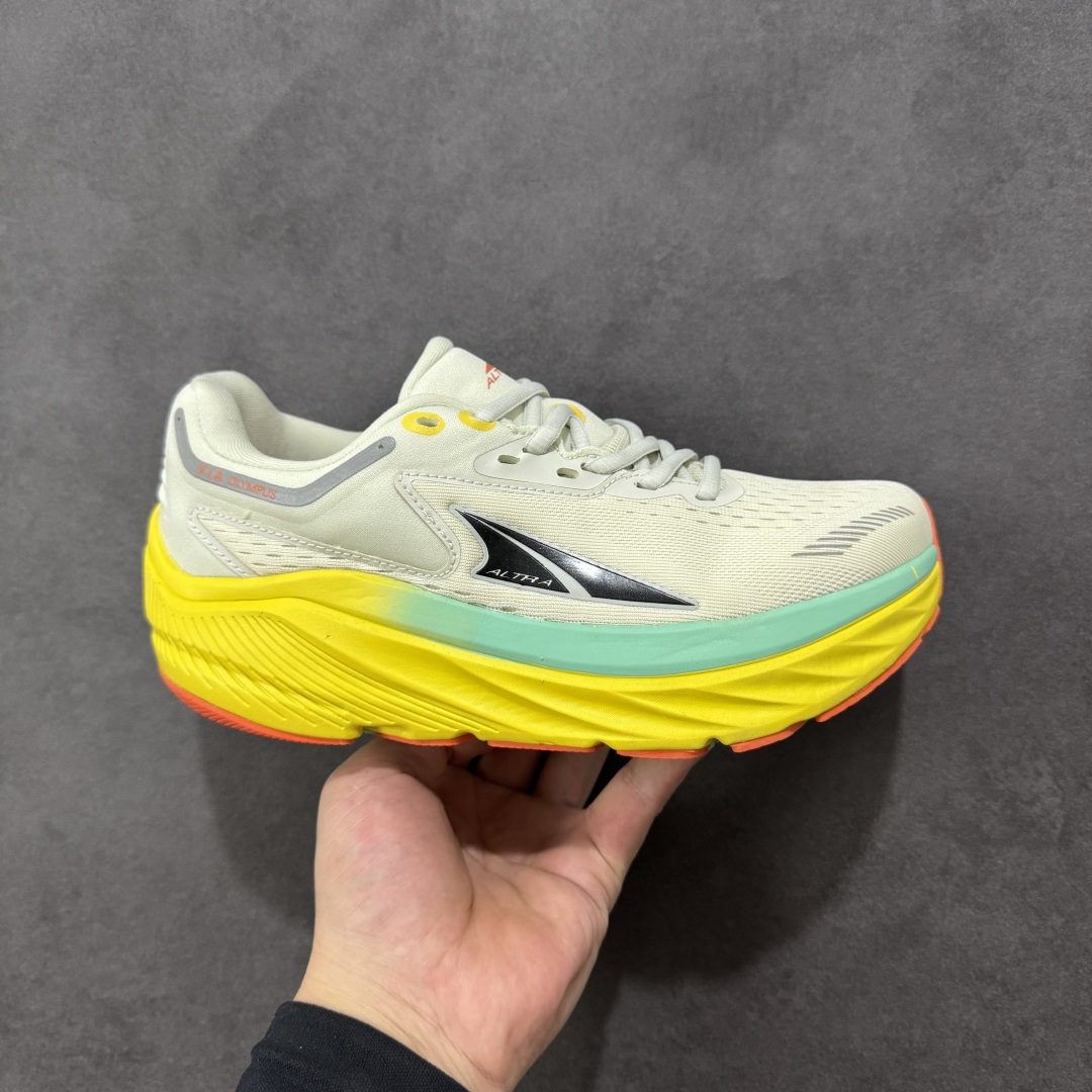 【公司级】Altra奥创 WVIA OLYMPUS缓震回弹轻量跑鞋男女减震透气跑鞋 Altra是来自美国的世界十大跑鞋品牌之一,宽鞋楦,零落差的设计,太适合亚洲人的脚型了,太舒服了!最新款轻量缓冲全能跑鞋,高级缓震,适用于跑步训练、马拉松、健身、日常。 尺码:36 36.5 37.5 38 38.5 39 40 40.5 41 42 42.5 43 44 45 46 47 编码:LNHB240250-选品中心