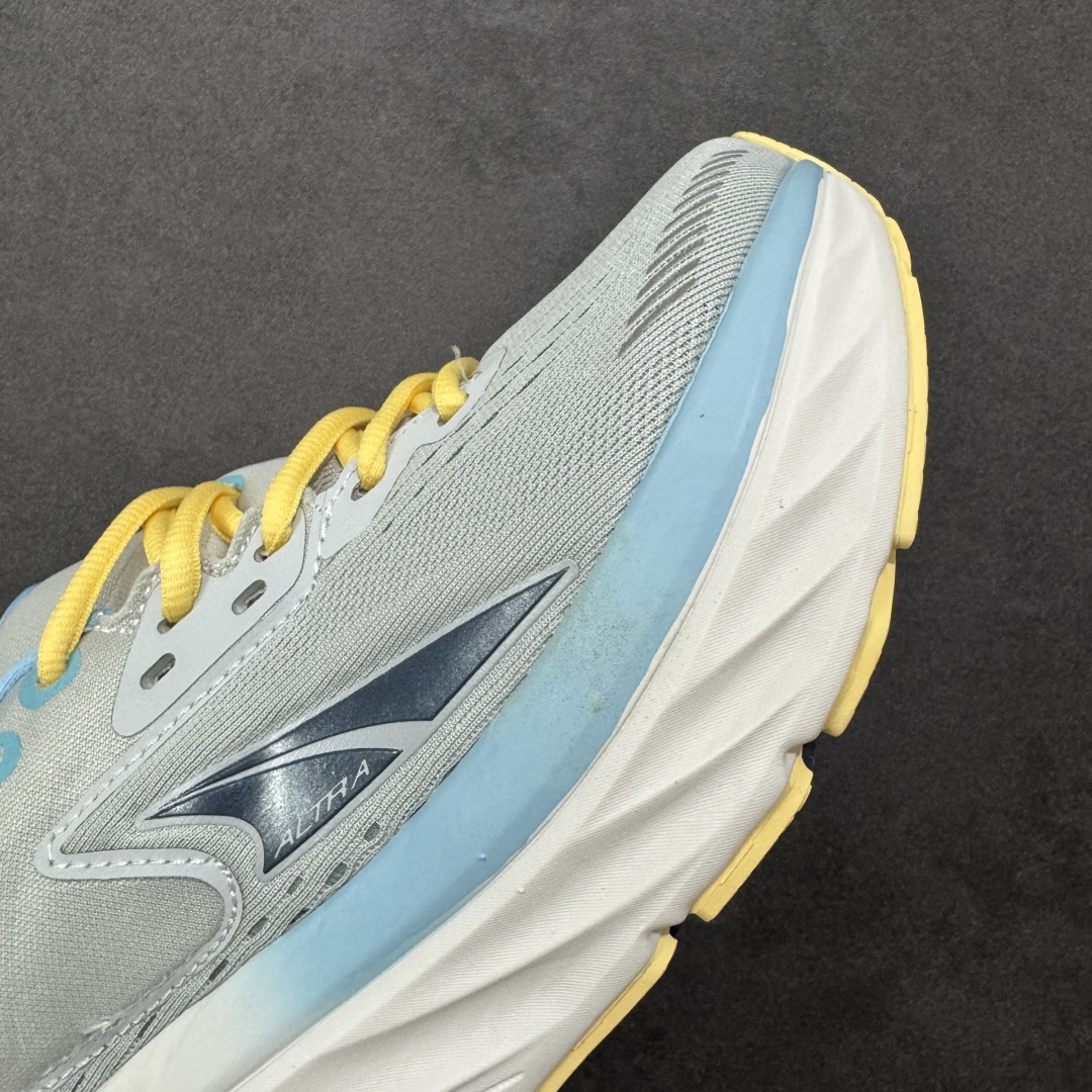 图片[5]-【公司级】Altra奥创 WVIA OLYMPUS缓震回弹轻量跑鞋男女减震透气跑鞋 Altra是来自美国的世界十大跑鞋品牌之一，宽鞋楦，零落差的设计，太适合亚洲人的脚型了，太舒服了！最新款轻量缓冲全能跑鞋，高级缓震，适用于跑步训练、马拉松、健身、日常。 尺码：36 36.5 37.5 38 38.5 39 40 40.5 41 42 42.5 43 44 45 46 47 编码：LNHB240250-选品中心