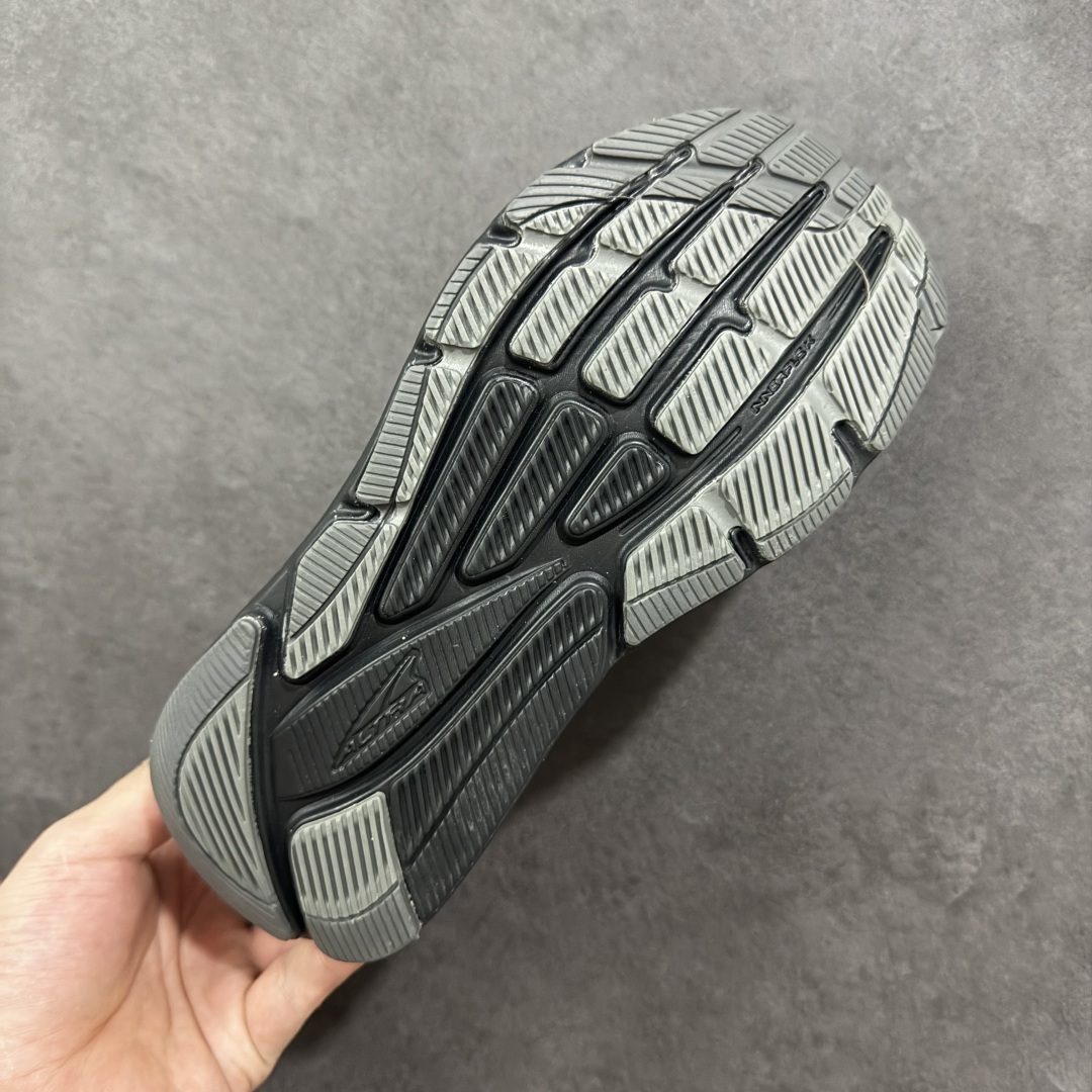 图片[9]-【公司级】Altra奥创 WVIA OLYMPUS缓震回弹轻量跑鞋男女减震透气跑鞋 Altra是来自美国的世界十大跑鞋品牌之一，宽鞋楦，零落差的设计，太适合亚洲人的脚型了，太舒服了！最新款轻量缓冲全能跑鞋，高级缓震，适用于跑步训练、马拉松、健身、日常。 尺码：36 36.5 37.5 38 38.5 39 40 40.5 41 42 42.5 43 44 45 46 47 编码：LNHB240250-选品中心