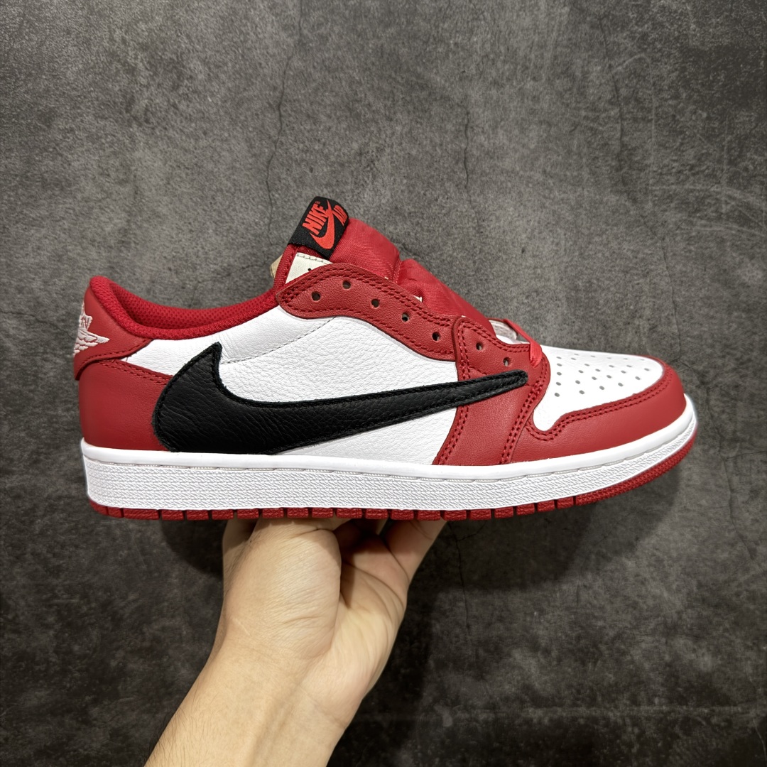 【莞顶LJR版本】Travis Scott x Air Jordan AJ1 Low OG SP TS联名倒钩低帮 DM7866-101 市场风向标版本 圈内最强倒钩系列 高端零售裸鞋圈特供批次 产品品控稳定性领先行业 SZ原厂全套原楦原纸板冲刀磨具开发 原厂皮料加持 原厂港宝加持定型后跟R度完美 同源原厂电绣 鬼脸飞翼针数密度立体效果一致 百分百一致原鞋 原厂拉帮工艺 针距密度一致 后跟弧度收口自然不对折 极致一眼正品既视感 进口玻璃冲刀皮料裁剪零毛边 全鞋电脑针车工艺 品控清洁度最高QC检验标准 免检产品 原厂订购鞋盒、鞋标、防尘纸、鞋撑、鞋带 追求极致的原厂味道 尺码:36 36.5 37.5 38 38.5 39 40 40.5 41 42 42.5 43 44 44.5 45 45.5 46 47.5 48.5-选品中心