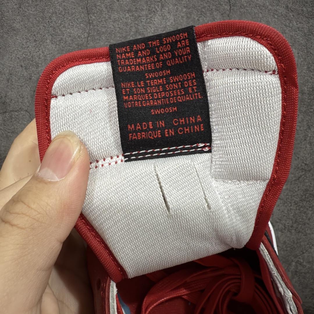 图片[7]-【莞顶LJR版本】Travis Scott x Air Jordan AJ1 Low OG SP TS联名倒钩低帮 DM7866-101 市场风向标版本 圈内最强倒钩系列 高端零售裸鞋圈特供批次 产品品控稳定性领先行业 SZ原厂全套原楦原纸板冲刀磨具开发 原厂皮料加持 原厂港宝加持定型后跟R度完美 同源原厂电绣 鬼脸飞翼针数密度立体效果一致 百分百一致原鞋 原厂拉帮工艺 针距密度一致 后跟弧度收口自然不对折 极致一眼正品既视感 进口玻璃冲刀皮料裁剪零毛边 全鞋电脑针车工艺 品控清洁度最高QC检验标准 免检产品 原厂订购鞋盒、鞋标、防尘纸、鞋撑、鞋带 追求极致的原厂味道 尺码：36 36.5 37.5 38 38.5 39 40 40.5 41 42 42.5 43 44 44.5 45 45.5 46 47.5 48.5-选品中心