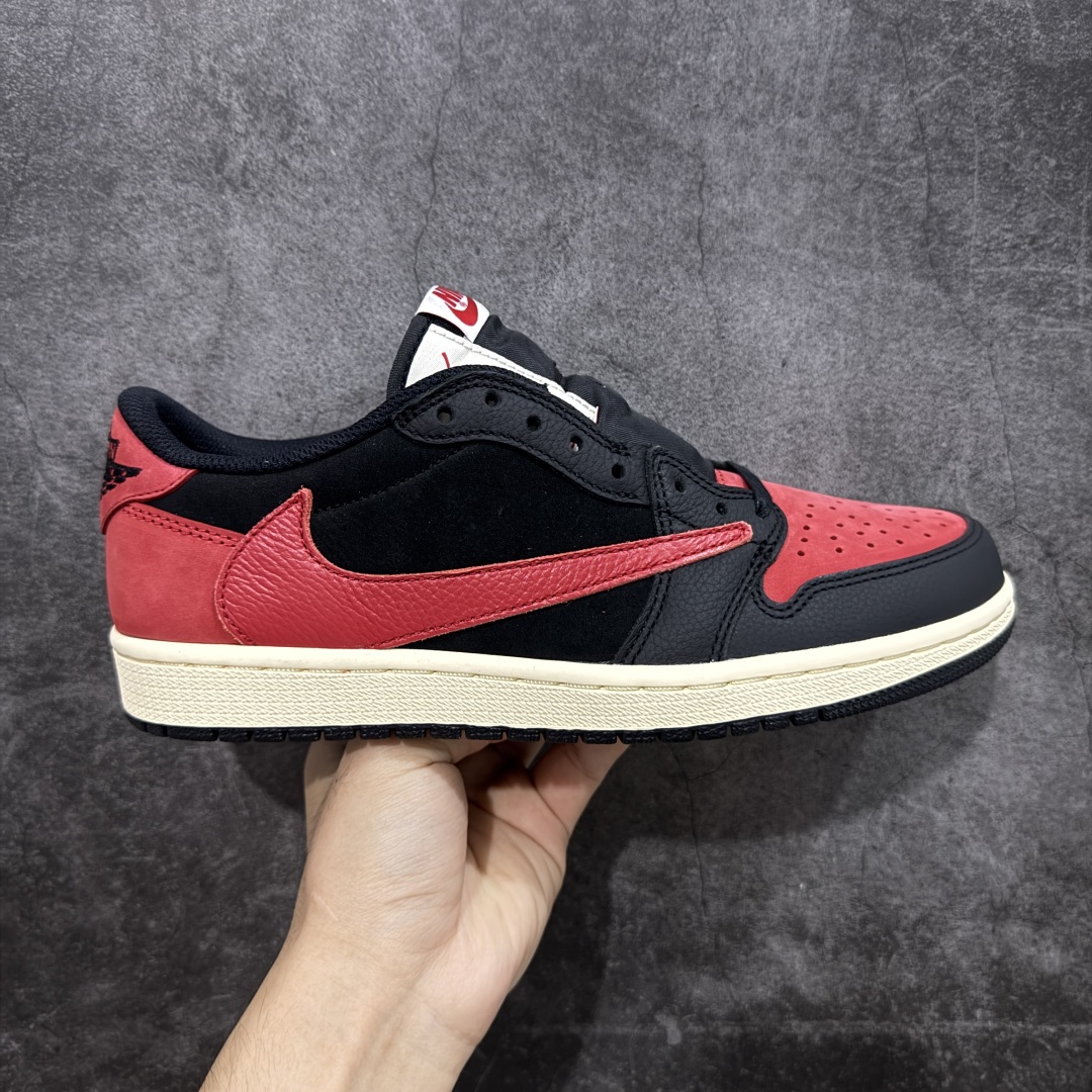 【莞顶LJR版本】Travis Scott x Air Jordan AJ1 Low OG SP TS联名倒钩低帮 DM7866-061 市场风向标版本 圈内最强倒钩系列 高端零售裸鞋圈特供批次 产品品控稳定性领先行业 SZ原厂全套原楦原纸板冲刀磨具开发 原厂皮料加持 原厂港宝加持定型后跟R度完美 同源原厂电绣 鬼脸飞翼针数密度立体效果一致 百分百一致原鞋 原厂拉帮工艺 针距密度一致 后跟弧度收口自然不对折 极致一眼正品既视感 进口玻璃冲刀皮料裁剪零毛边 全鞋电脑针车工艺 品控清洁度最高QC检验标准 免检产品 原厂订购鞋盒、鞋标、防尘纸、鞋撑、鞋带 追求极致的原厂味道 尺码:36 36.5 37.5 38 38.5 39 40 40.5 41 42 42.5 43 44 44.5 45 45.5 46 47.5 48.5-选品中心
